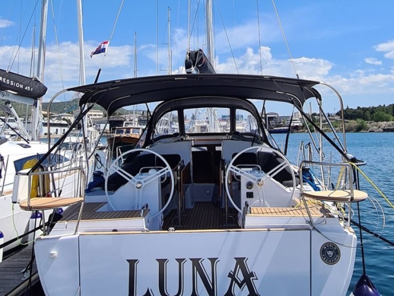 Voilier à louer à Sibenik au meilleur prix