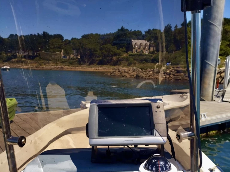 Location à Larmor-Baden - CREMO CRESCENT PANDA 551 sur SamBoat