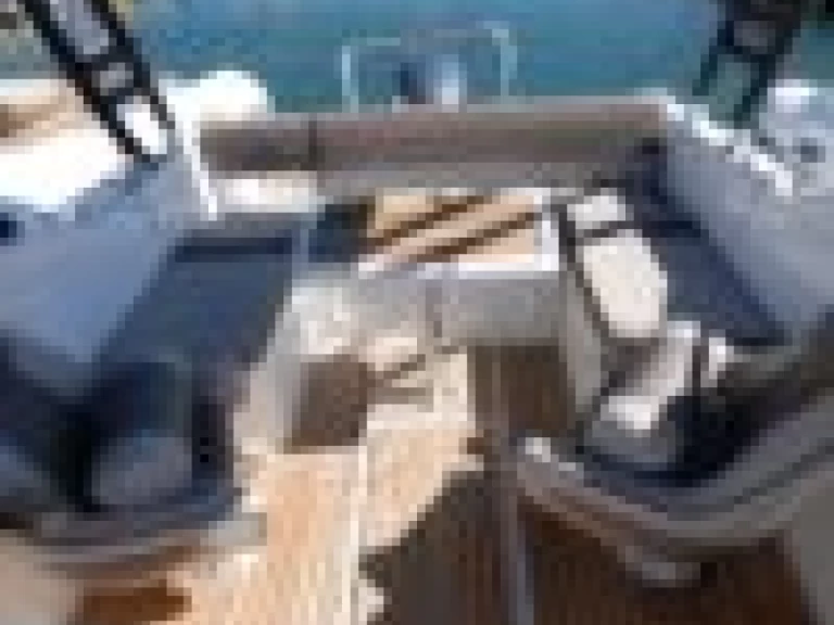 Location Bateau à moteur Jeanneau avec permis