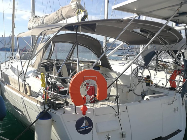 Location bateau Skiathos pas cher Jeanneau 439