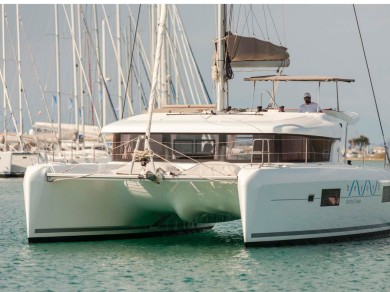 Lagoon Lagoon 42 in Port de Lefkada on SamBoat