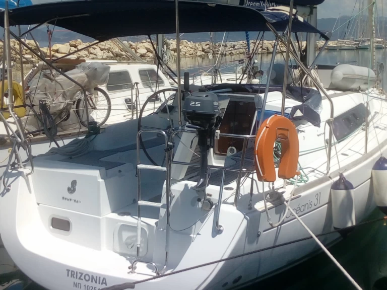 Location bateau Lefkáda pas cher Oceanis 31