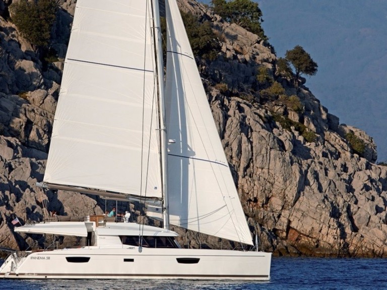 Fountaine Pajot Ipanema 58 a louer à Le Marin