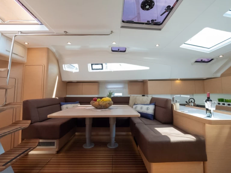 Louez un Elan Impression 50 à Biograd na Moru