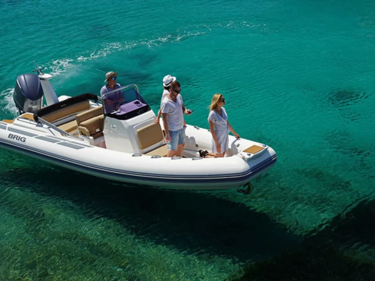 Location bateau Brig Eagle 6.7 à Marseille sur Samboat