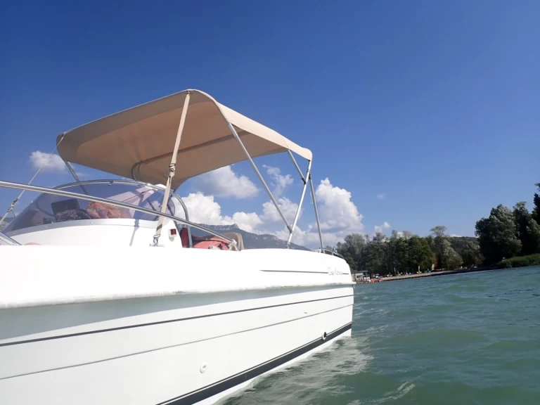 Location à Aix-les-Bains - B2 Marine Cap Ferret 552 Sun Deck sur SamBoat