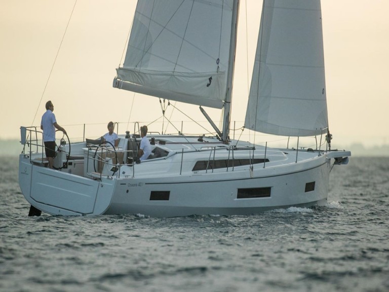 Location Voilier à Anse Marcel - Bénéteau Oceanis 40.1