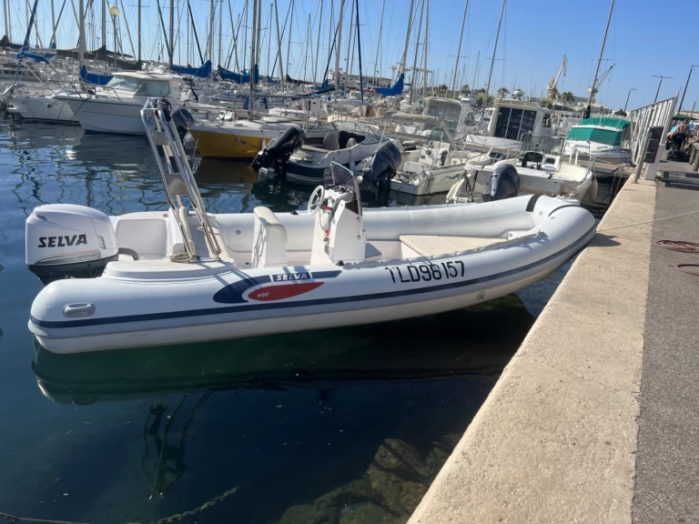 Location bateau La Ciotat pas cher Selva 600