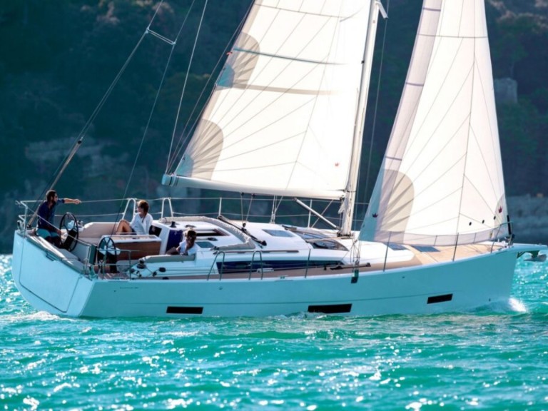 Location bateau Dufour Dufour 390 GL à Lefkáda sur Samboat