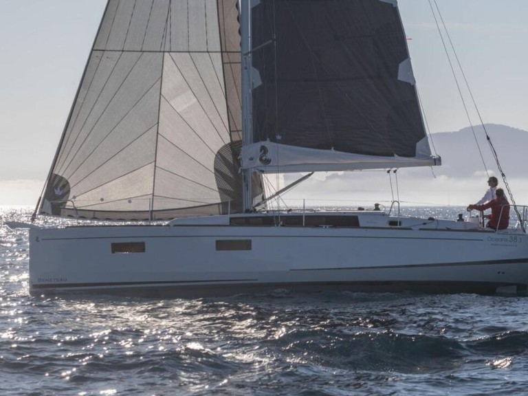 Location bateau Rogoznica pas cher Oceanis 38.1