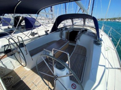 Yacht charter D-Marin Dalmacija Marina cheap Bavaria 40