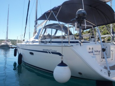 Hire Sailboat Bavaria with a boat licence