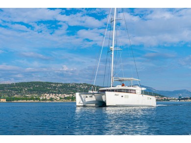 Lagoon Lagoon 450 F charter bareboat or skippered in  Marina Frapa