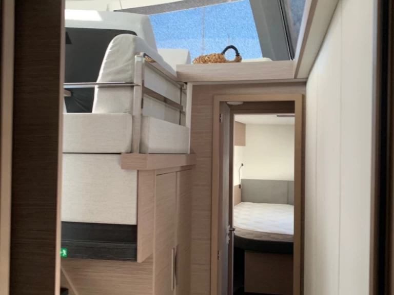 Louer Catamaran avec ou sans skipper Fountaine Pajot à Lávrio
