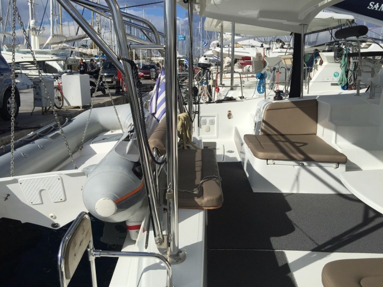 Location bateau Álimos pas cher Lagoon 42