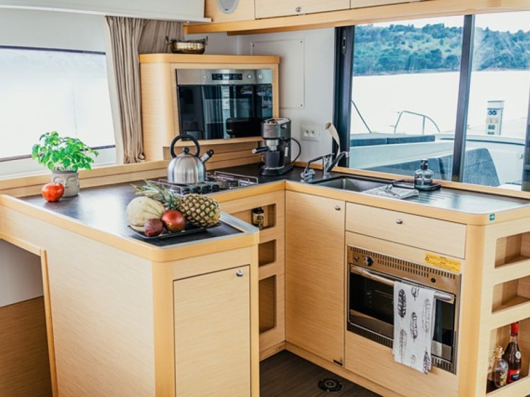 Location Catamaran Lagoon avec permis