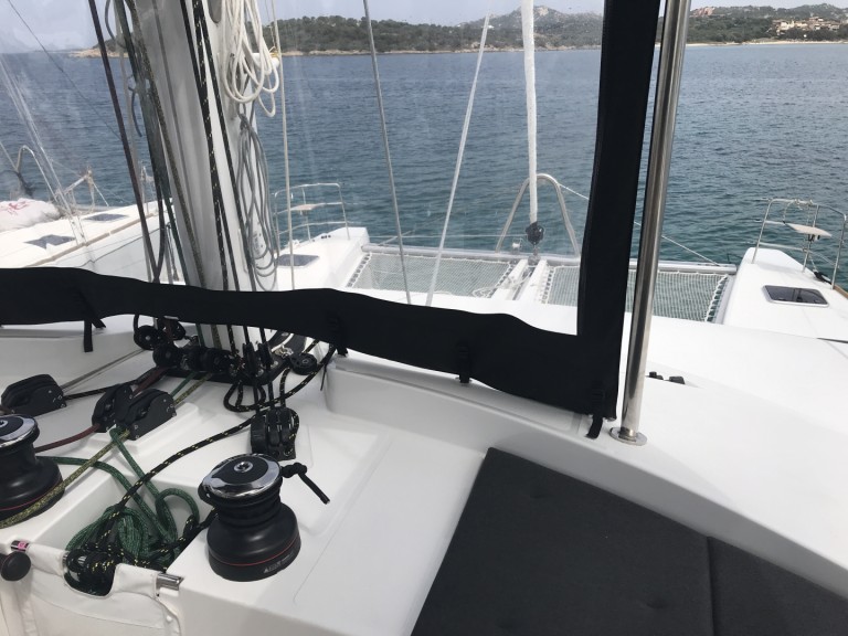 Louer Catamaran avec ou sans skipper Lagoon à Cugnana Verde