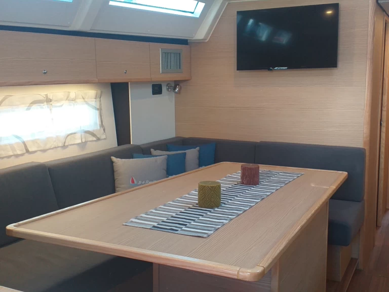 Louez un D&D Yacht D&D Kufner 50 I. à Trogir