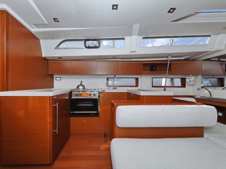Location bateau Sukošan pas cher Oceanis 51.1