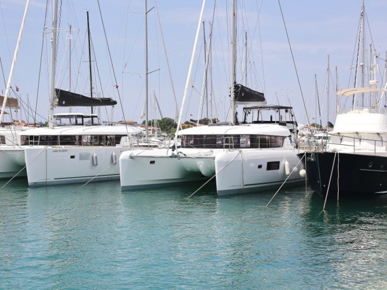 Location bateau D-Marin Dalmacija Marina pas cher Lagoon 42