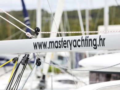 Velero para alquilar Sukošan al mejor precio