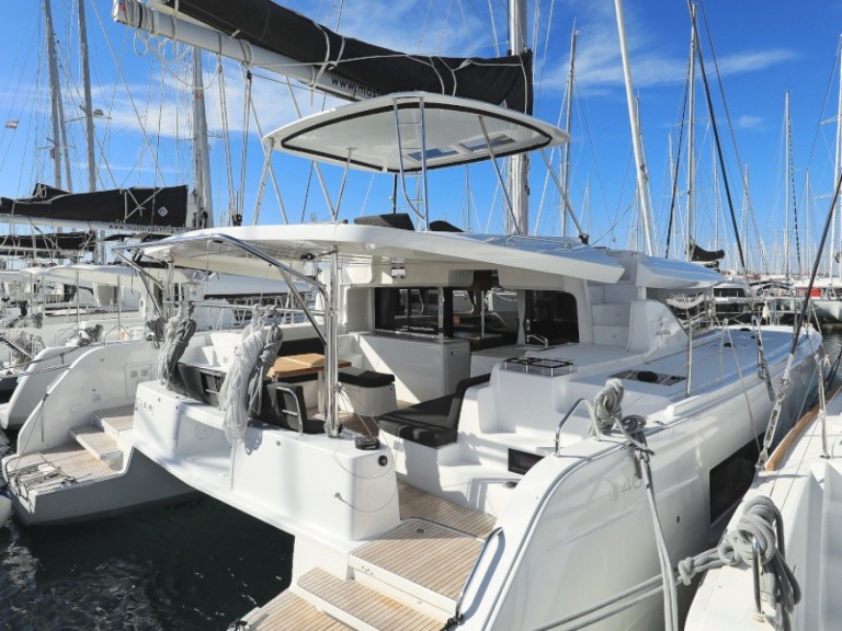 Location Catamaran Lagoon avec permis