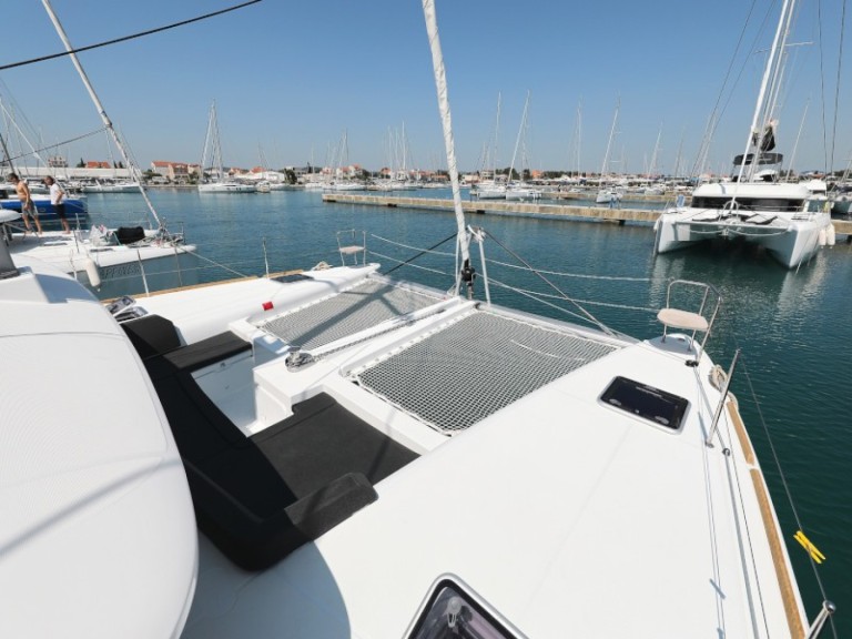 Louer Catamaran avec ou sans skipper Lagoon à D-Marin Dalmacija Marina