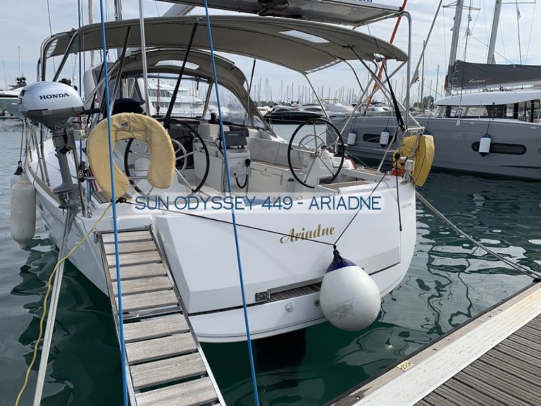 Louez un Jeanneau Sun Odyssey 449 à Gouviá