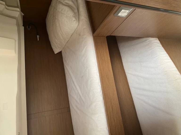 Location bateau Bénéteau Oceanis 46.1 à Álimos sur Samboat