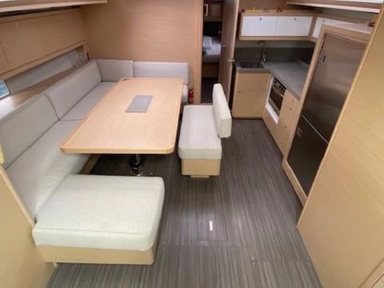 Louez un Dufour Dufour 470 à Marseille