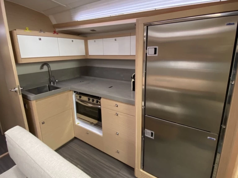 Location bateau Marseille pas cher Dufour 470