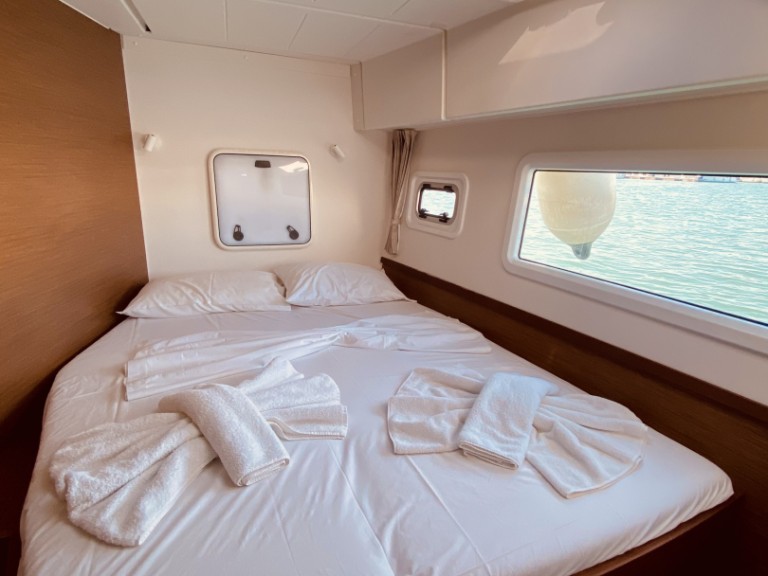 Louer Catamaran avec ou sans skipper Lagoon à Lefkáda