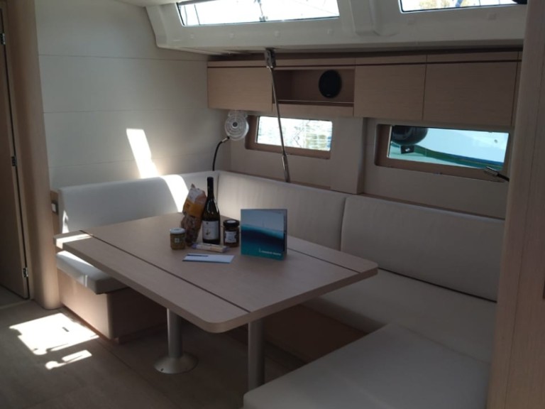 Location Voilier à Álimos - Bénéteau Oceanis 51.1