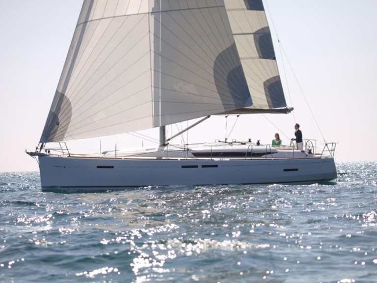 Louez un Jeanneau Sun Odyssey 449 à Álimos