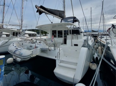 Catamaran for rent D-Marin Dalmacija Marina at the best price