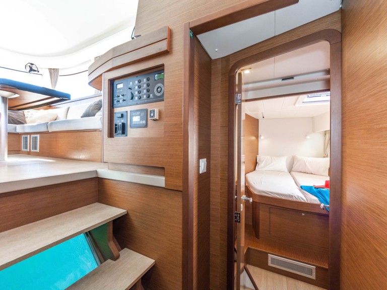 Location bateau Álimos pas cher Lagoon 42