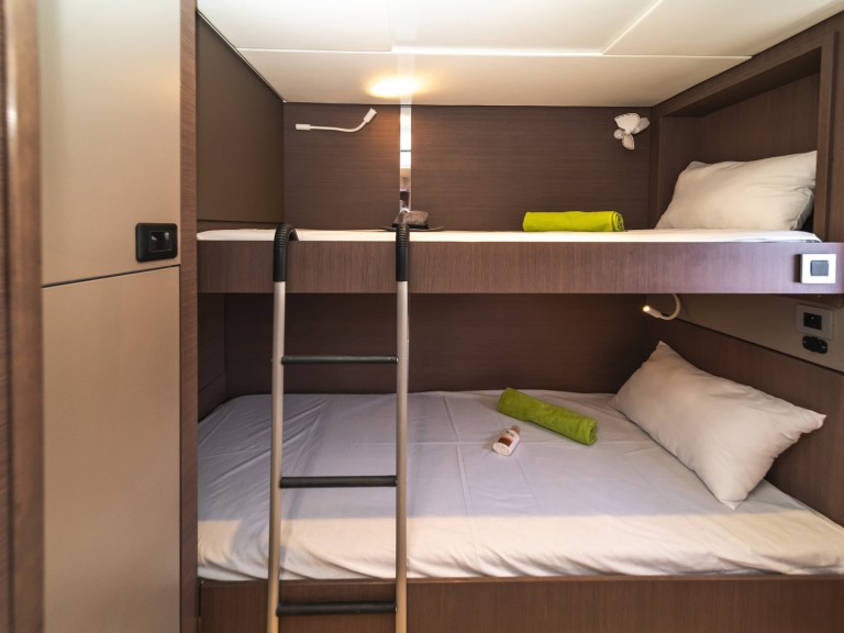 Louez un Bali Catamarans Bali 4.8 à Álimos