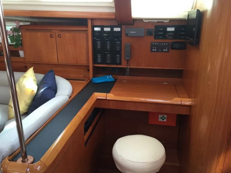 Location bateau Gouviá pas cher Sun Odyssey 49