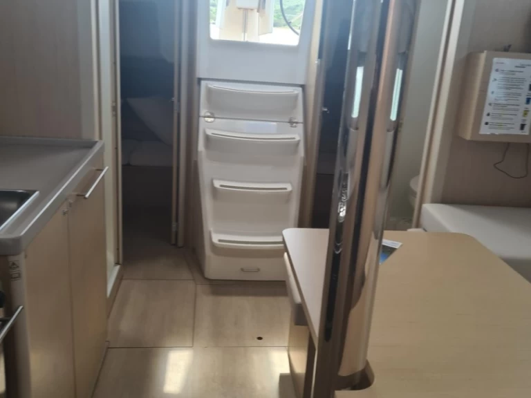 Location bateau Bénéteau Oceanis 38.1 à Golfo Aranci sur Samboat