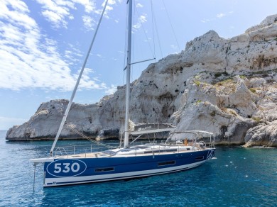 Sailboat rental in Sibenik - Dufour Dufour 530