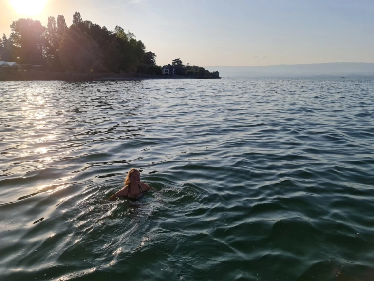 Location à Amphion-les-Bains - Quicksilver Activ 555 Bowrider sur SamBoat