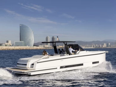 Yacht hire Milazzo cheap D 36