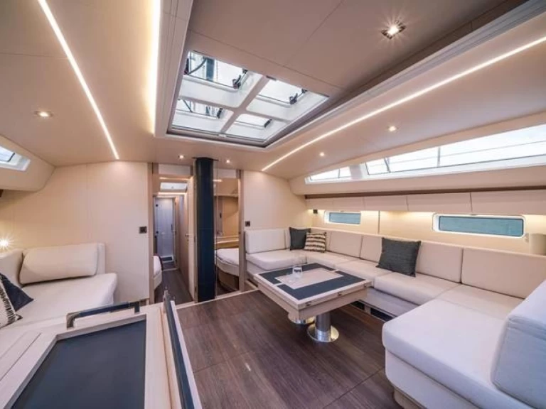 Voilier à louer à Lávrio au meilleur prix