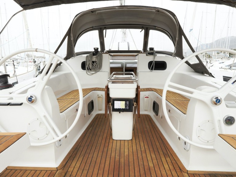 Louez un Elan Impression 45 à Kaštela