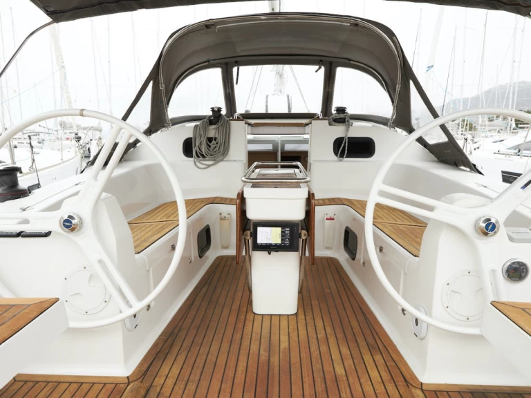 Louez un Elan Impression 45 à Kaštela