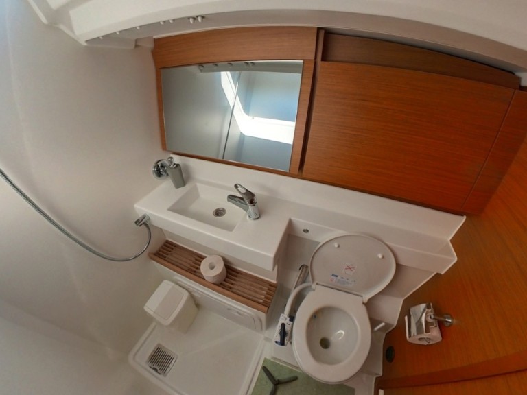 Location bateau Pirovac pas cher Sun Odyssey 440