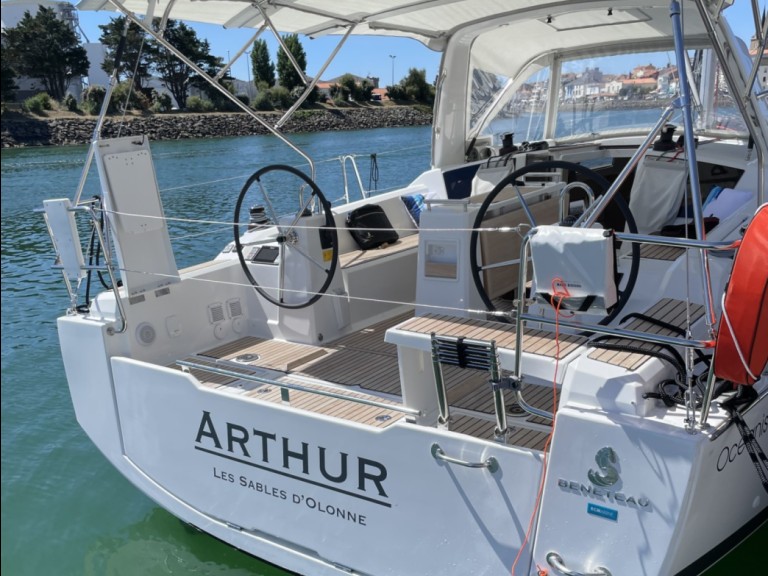 Louer Voilier avec ou sans skipper Bénéteau à Port Olona