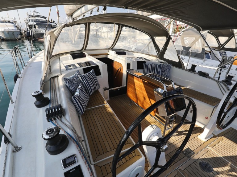 Location bateau Kaštela pas cher Hanse 415