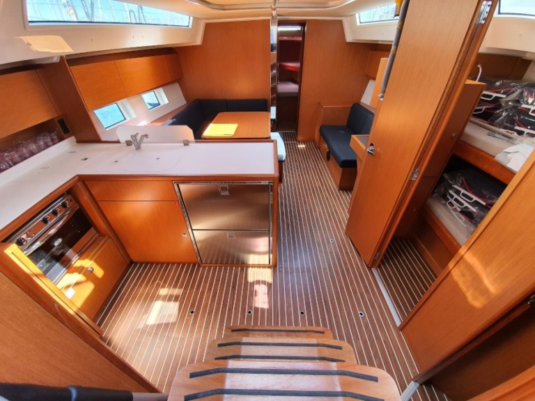 Location bateau Álimos pas cher Bavaria C45