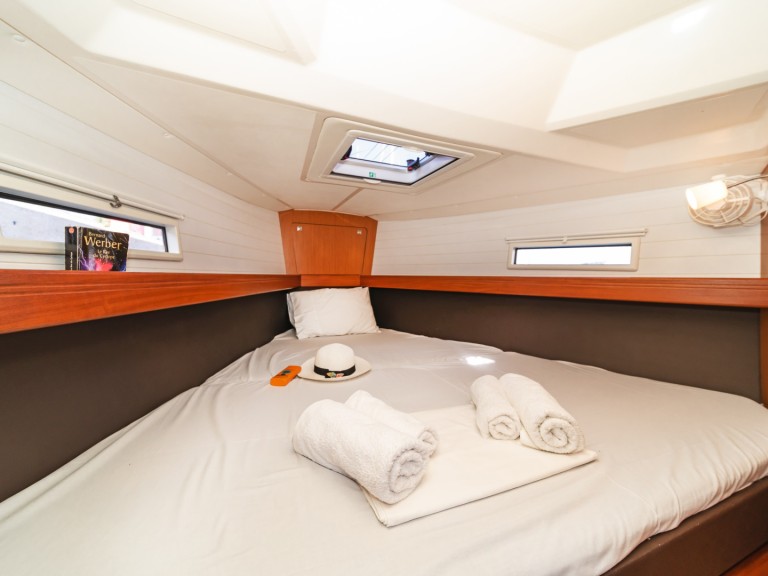 Location à Rhodes (Ville) - Bavaria Cruiser 41 sur SamBoat